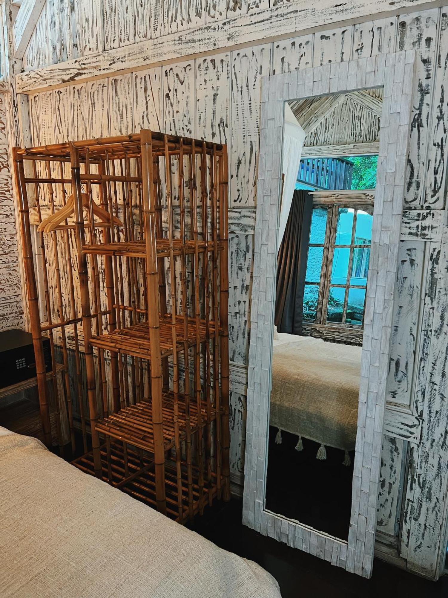 Villa Neshama Canggu Rum bild